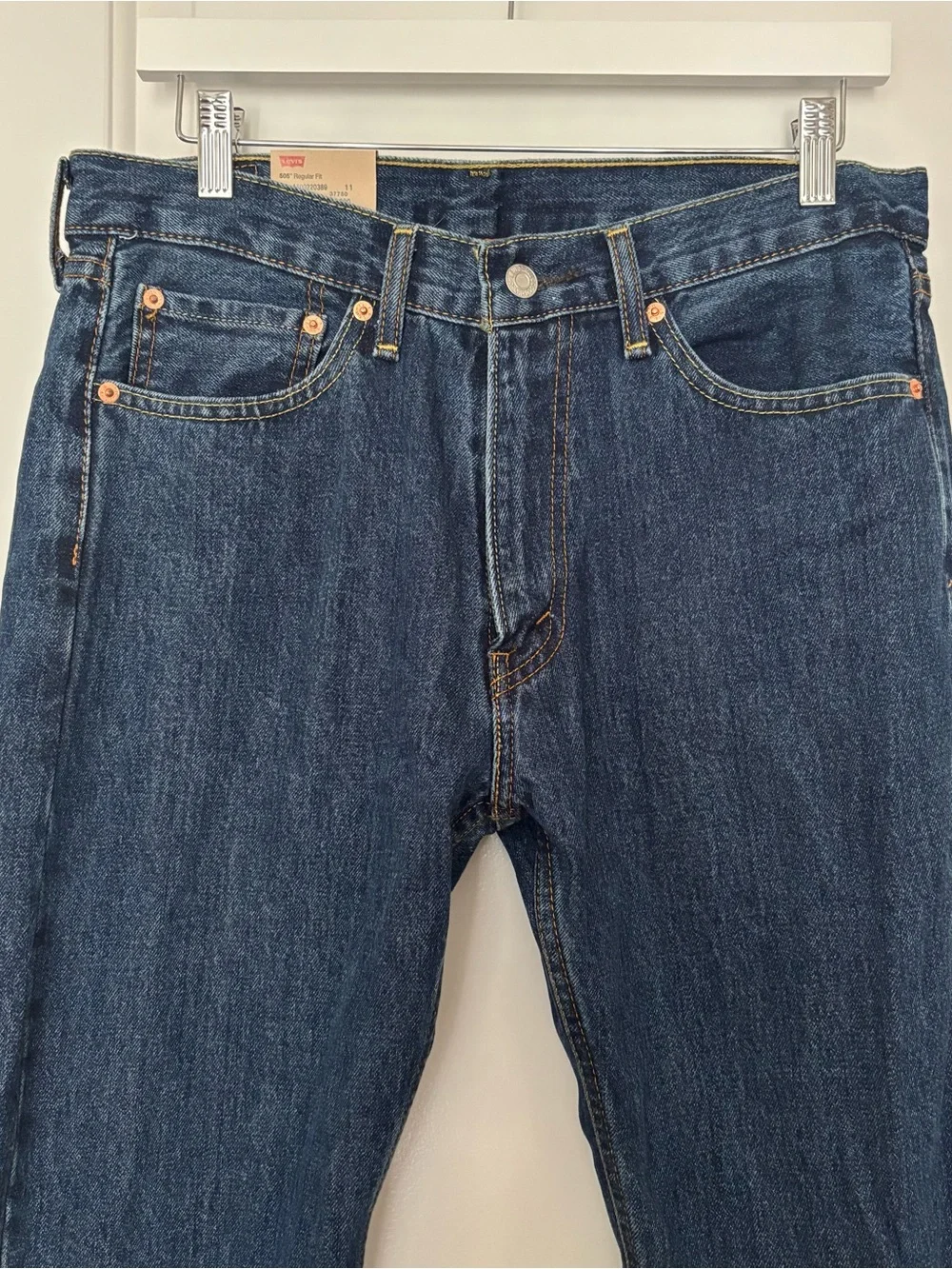 Men’s Levi’s 505 32 x 32 regular fit dark wash straight leg new with tags